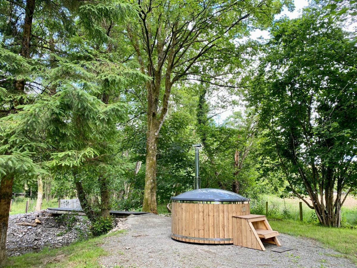 River View Glamping Hotell Llandovery Exteriör bild